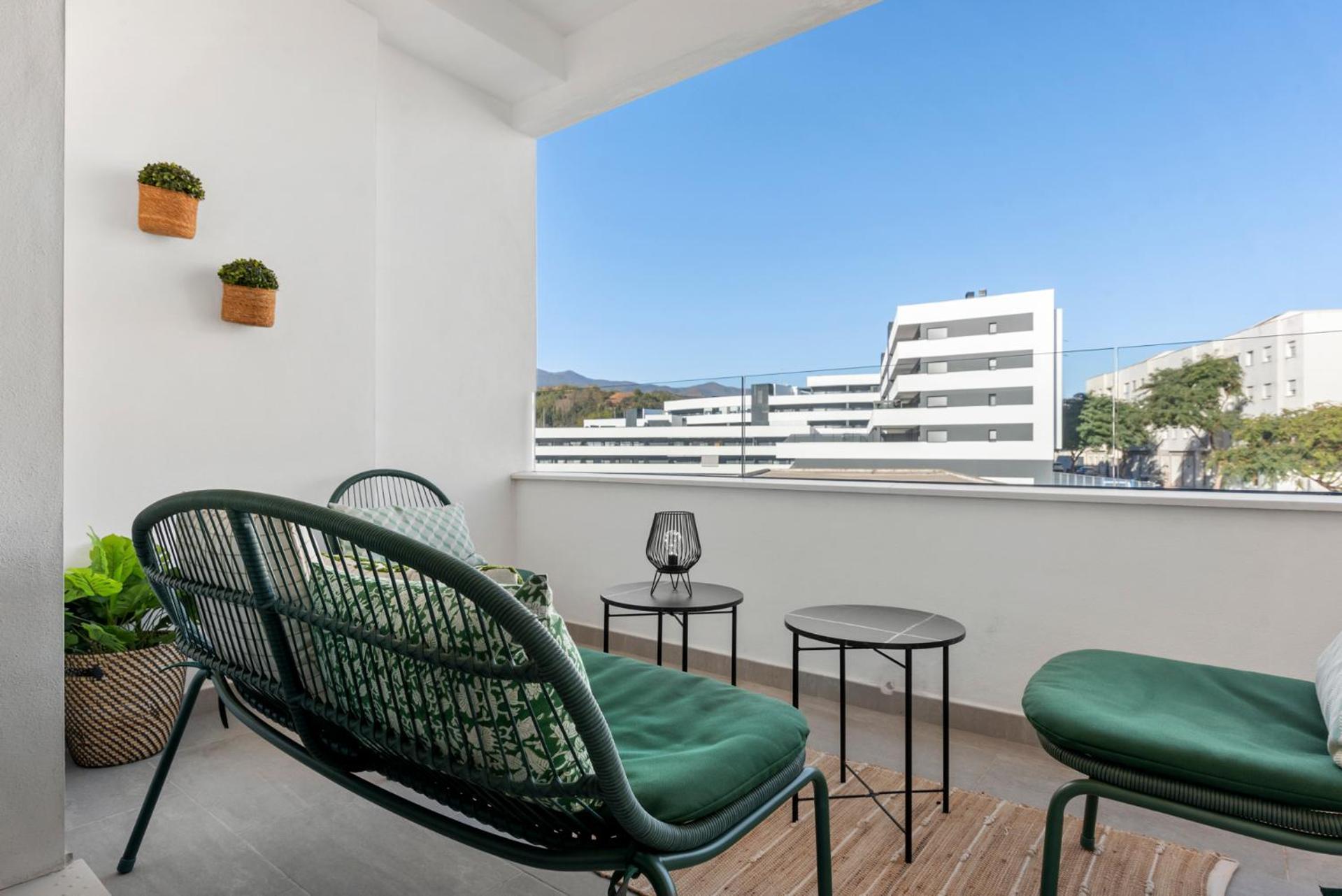 אסטפונה Beautiful 2-Bedroom Apartment Near Center And Beach מראה חיצוני תמונה