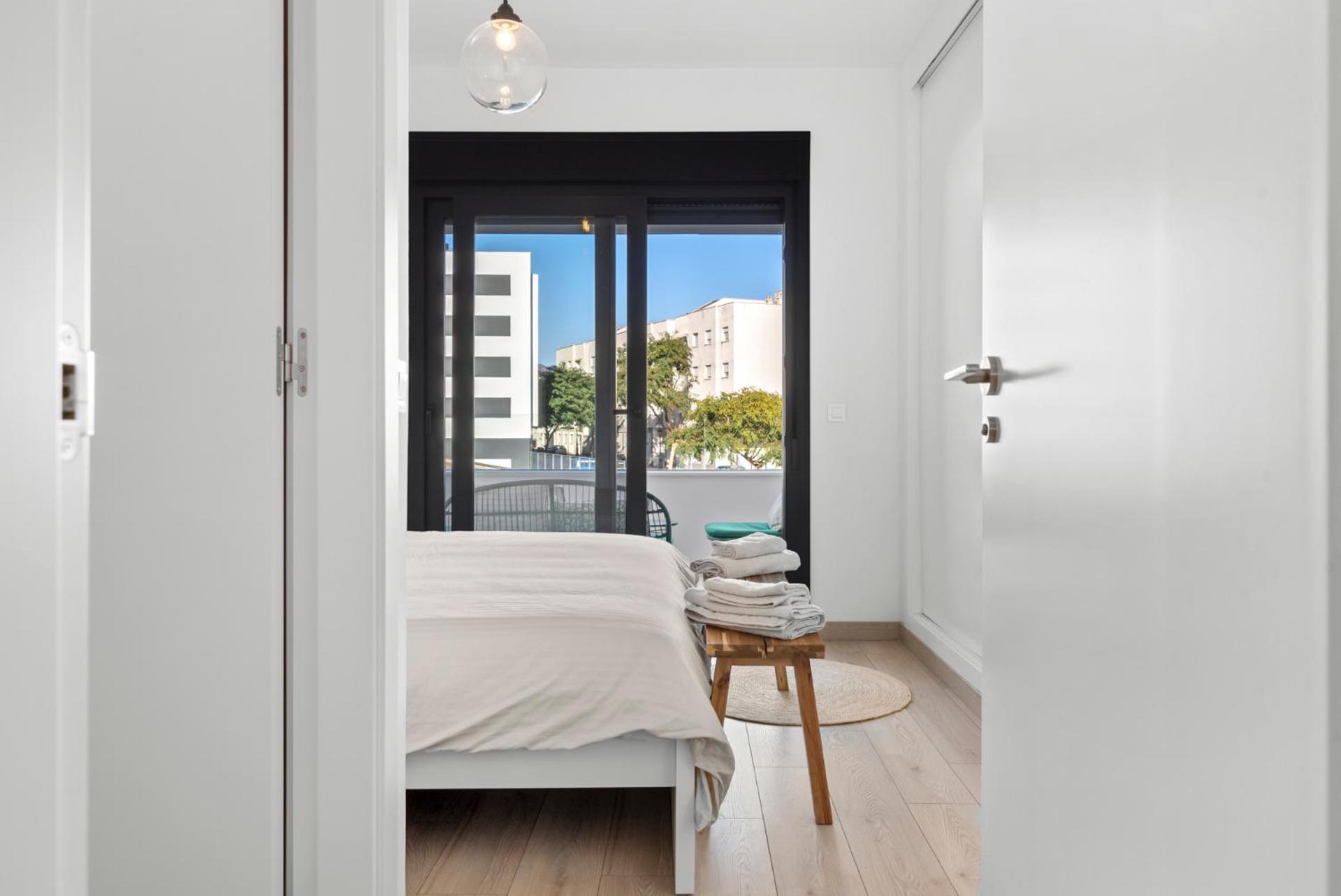 אסטפונה Beautiful 2-Bedroom Apartment Near Center And Beach מראה חיצוני תמונה